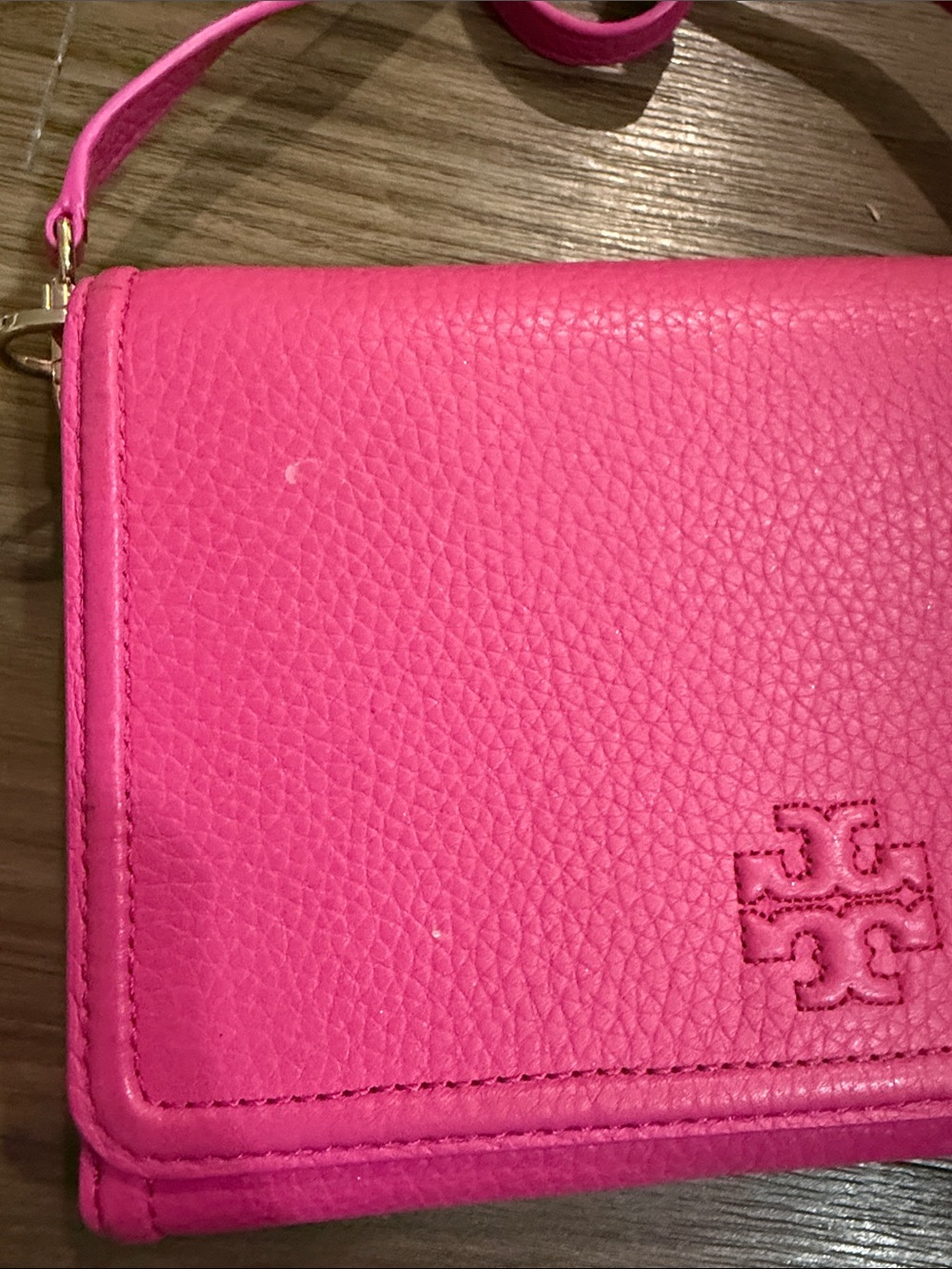 Tory Burch Hot Pink Pebbled Leather Crossbody - Picture 2 of 8